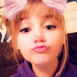 Meet your Posher, Hailey